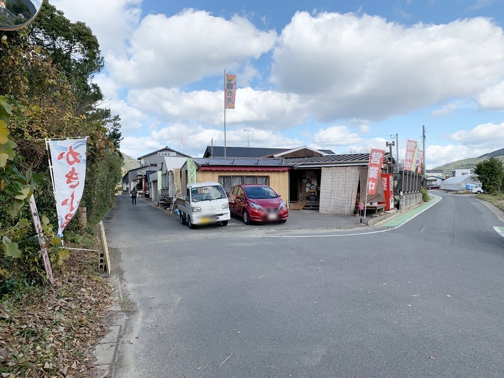 糸島エリアの牡蠣小屋 クレイン 21冬シーズン 船越漁港近くの隠れ家カキ小屋 天然牡蠣を堪能する事ができます 糸島の牡蠣小屋徹底攻略ガイド